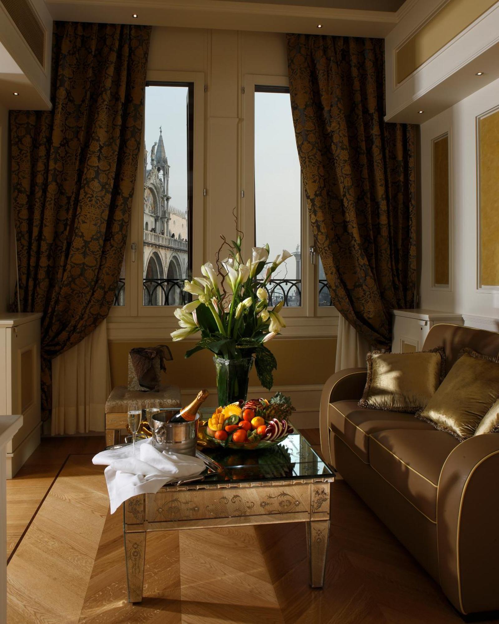 Canaletto Luxury Suites - San Marco Luxury Venedig Exterior foto