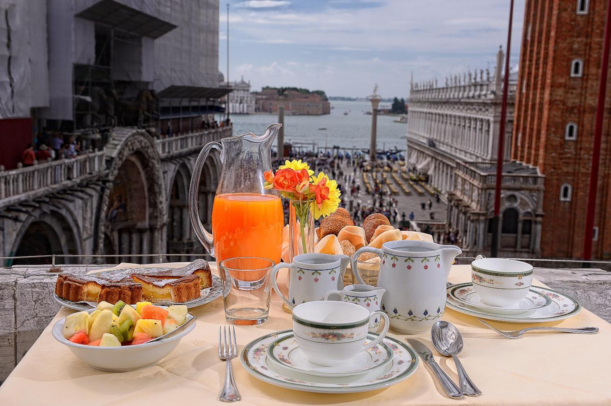 Canaletto Luxury Suites - San Marco Luxury Venedig Exterior foto